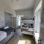 Trivia House Hostel