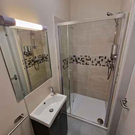 Vandrarhem Trivia House