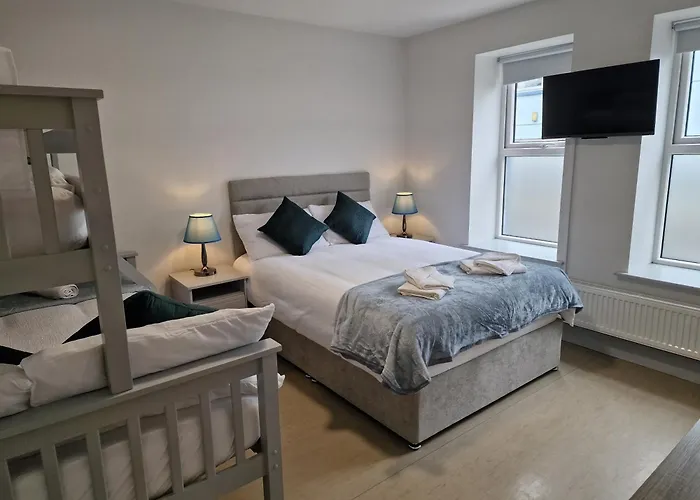 Trivia House * Swanlinbar